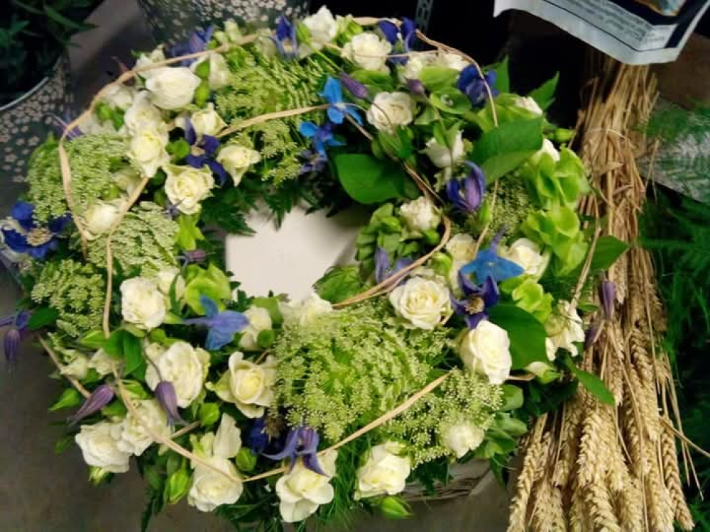 Cottage garden Product Image