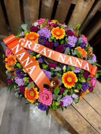 Vibrant wreath